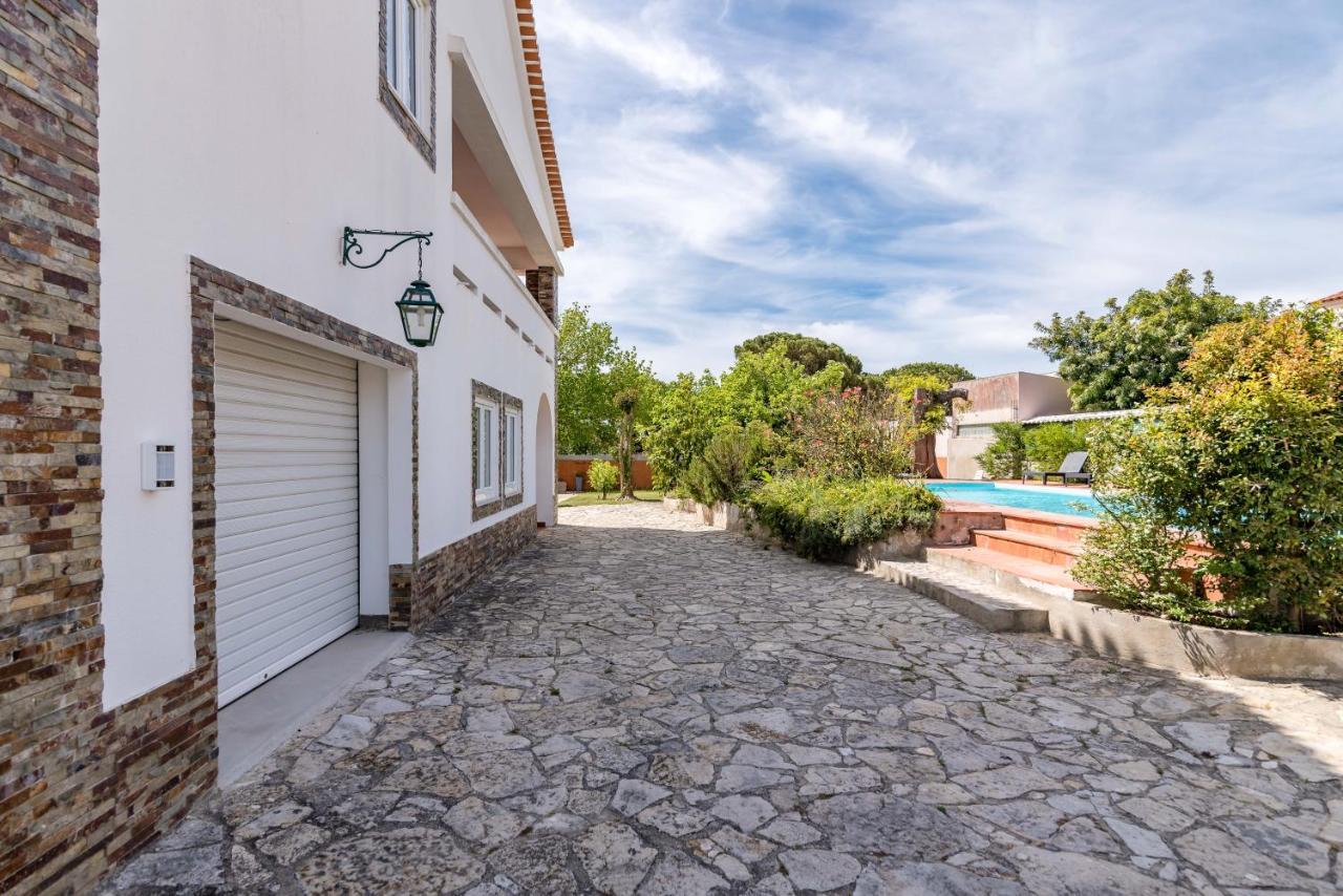 Vip House - Pool & Beach In Caparica Charneca  Bagian luar foto
