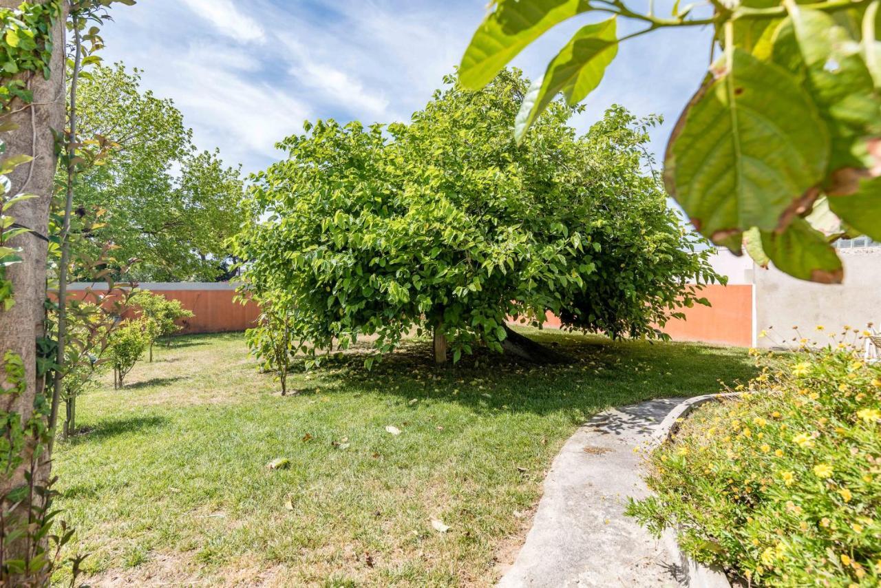 Vip House - Pool & Beach In Caparica Charneca  Bagian luar foto